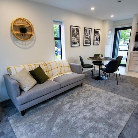 2 Bed Central Addington W/Park Крайстчърч Екстериор снимка