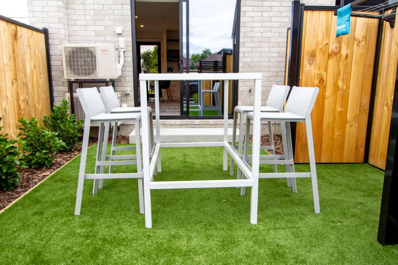 2 Bed Central Addington W/Park Крайстчърч Екстериор снимка